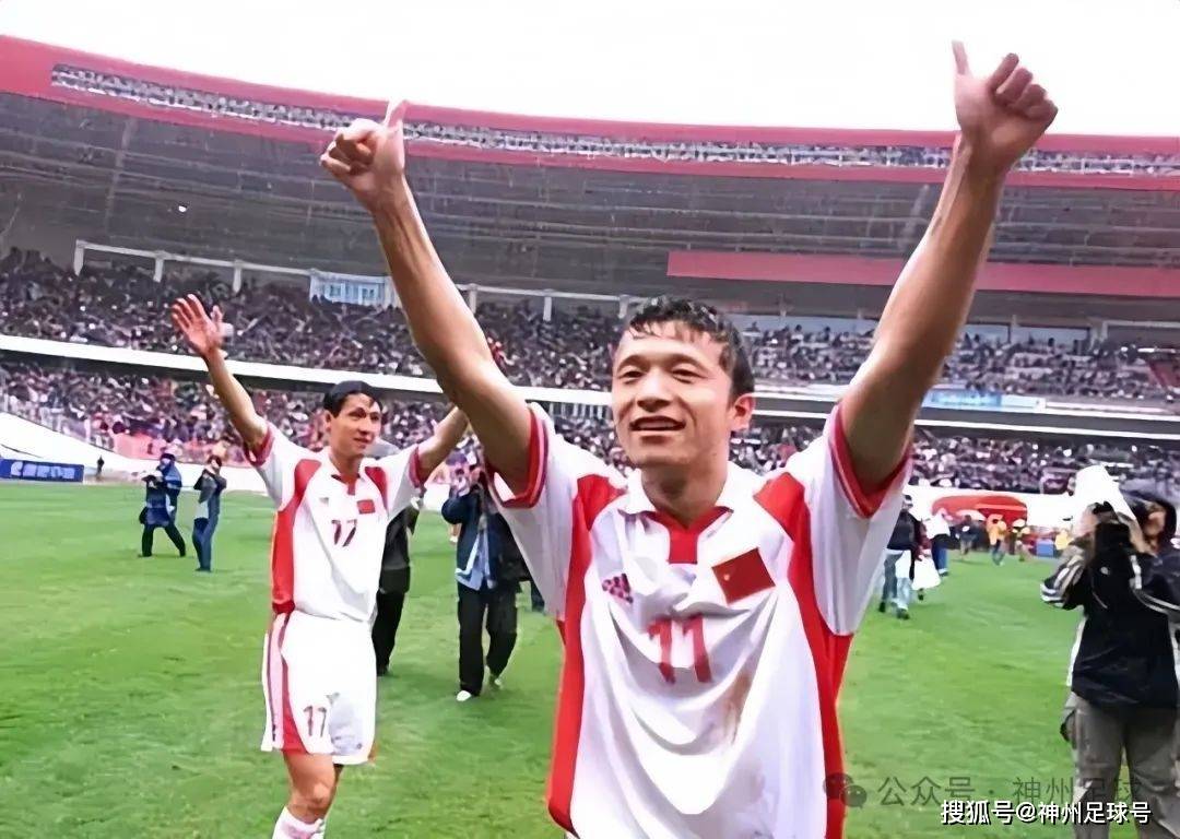 开云体育入口-关于新闻中国足球俱乐部冲击亚冠决赛,球迷热情支持球队冲刺亚洲足坛霸主地位!的信息