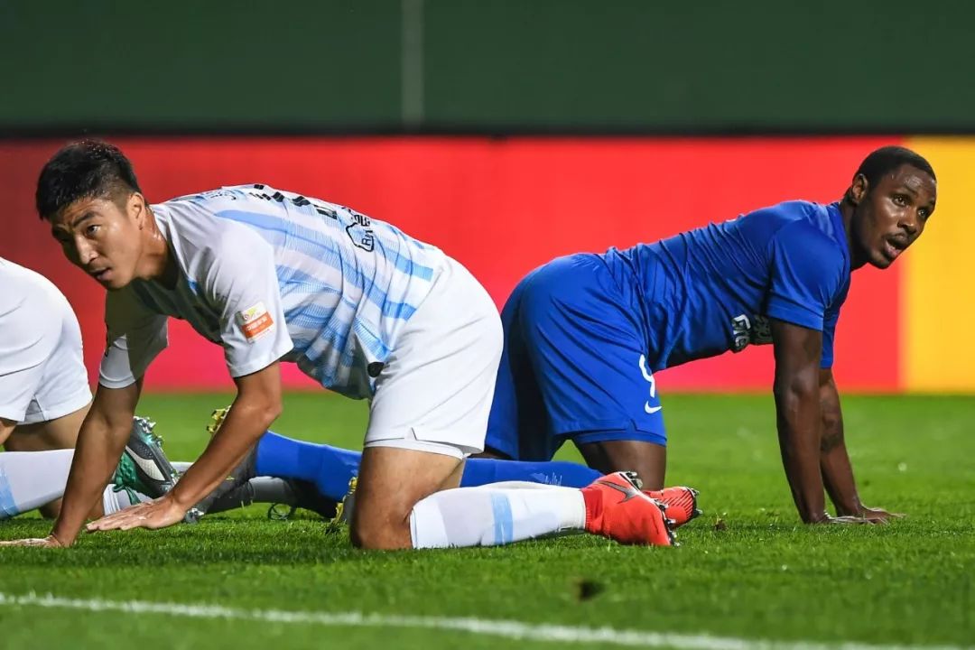 开云体育平台APP-包含广州富力遭遇上海申花反击，难以挽回的词条