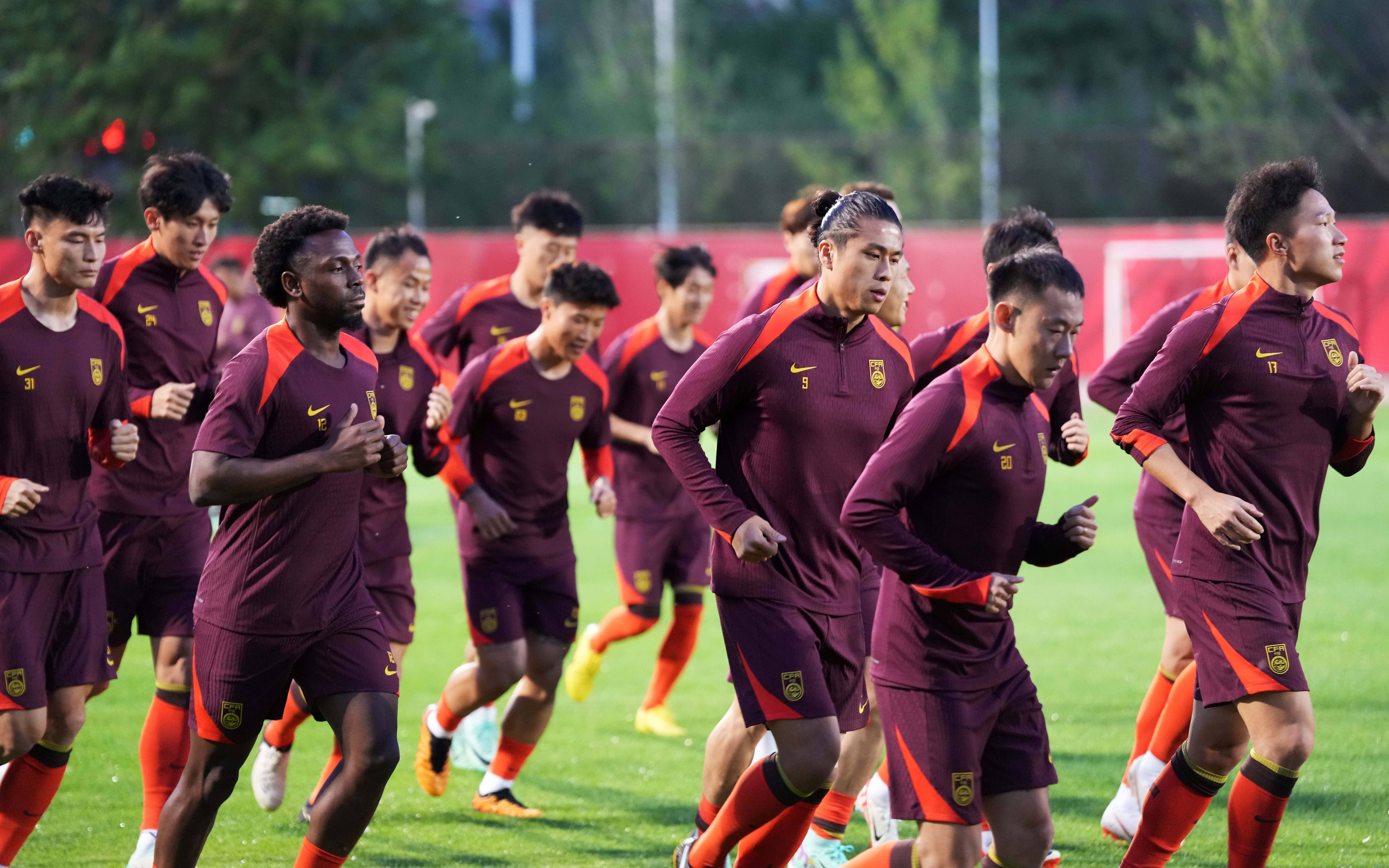 开云足球直播-包含欧洲杯资格赛国家队备战积极备战关键战役的词条