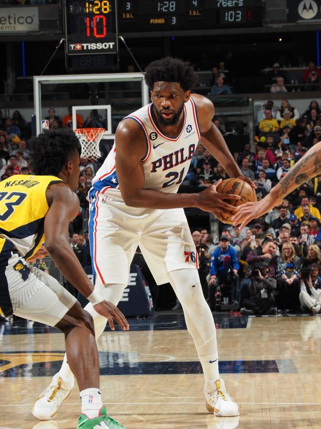 包含人逆袭击败国王，恩比德新年首秀喜获胜利独家的词条