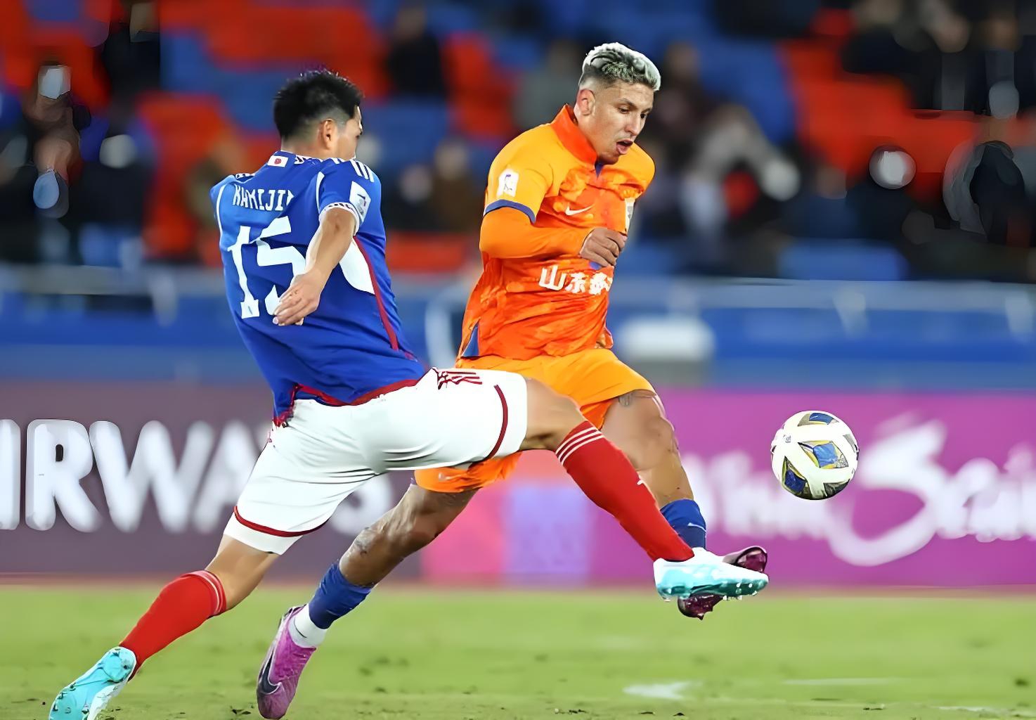 开云体育入口-一场紧张激烈的比赛，双方势均力敌