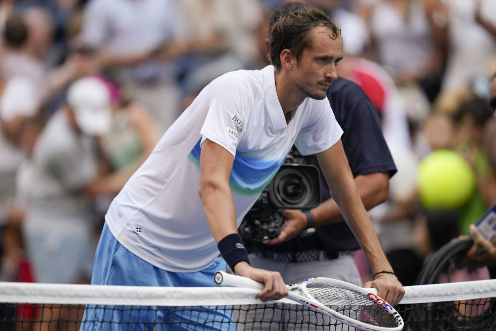 开云体育登录-戴维斯杯力克澳网，梅德韦杰夫高光表现的简单介绍