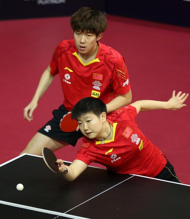 关于葡萄牙队力克韩国队，马龙带队取胜的信息