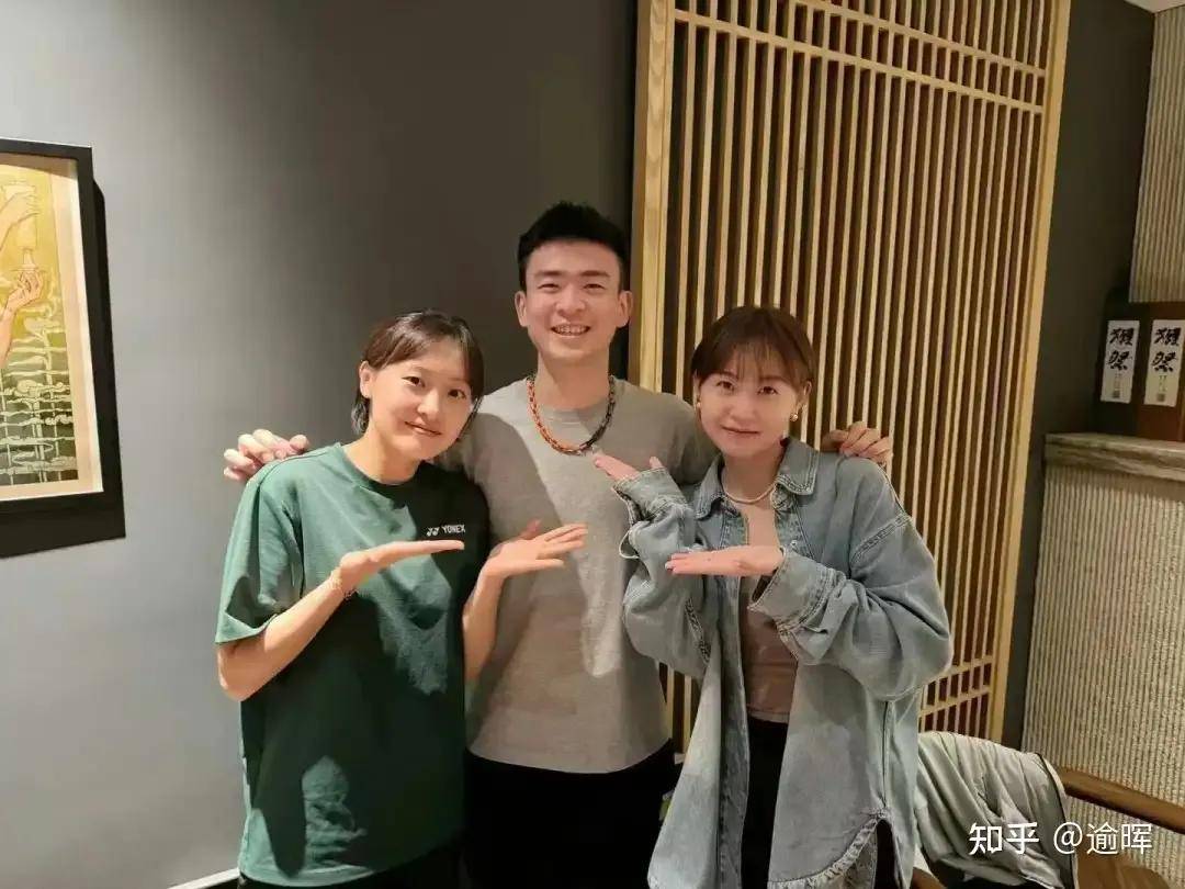 韩国队碾压印度队，郑思维惊艳四座