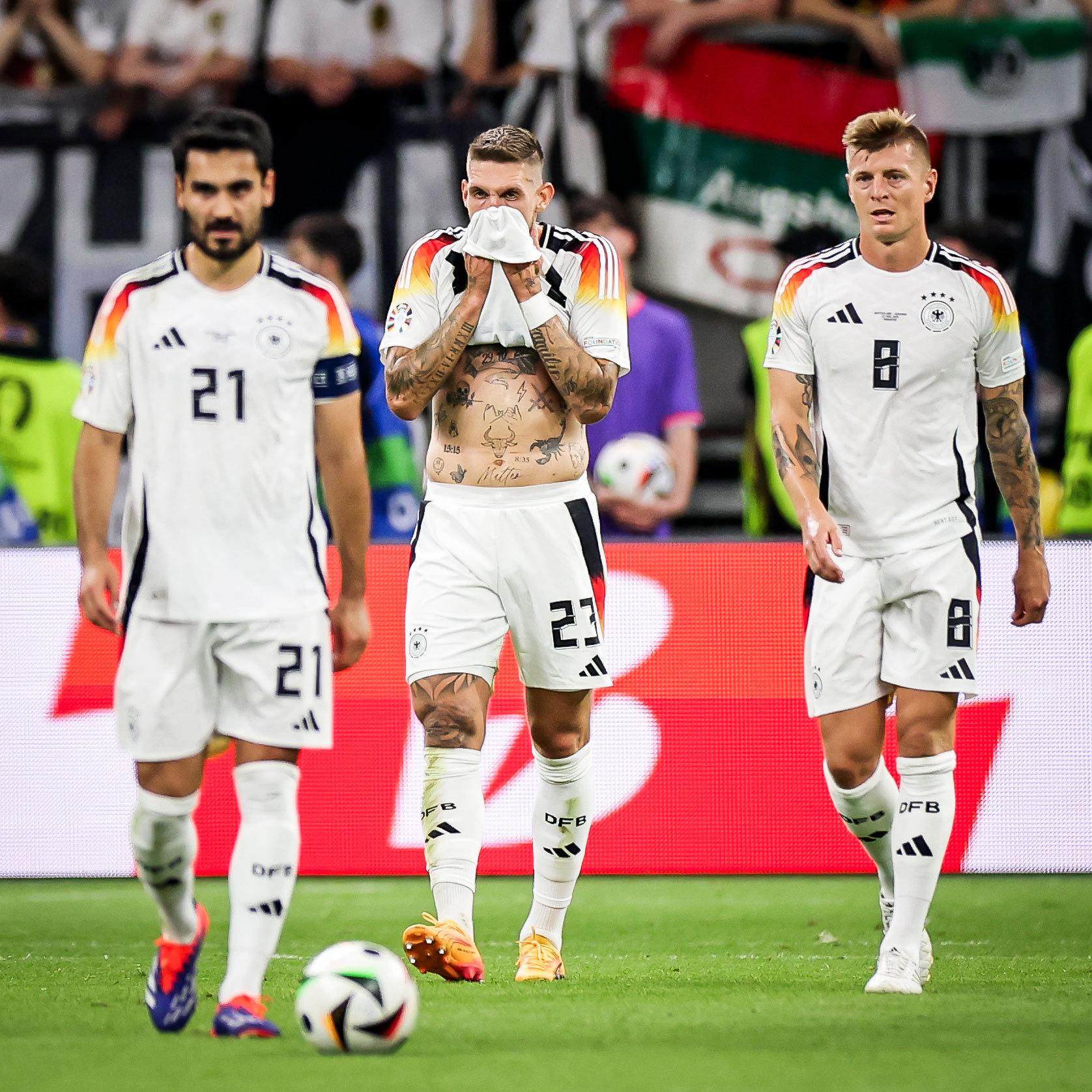 开云官方app入口-希腊险胜瑞士，德布劳内关键制胜