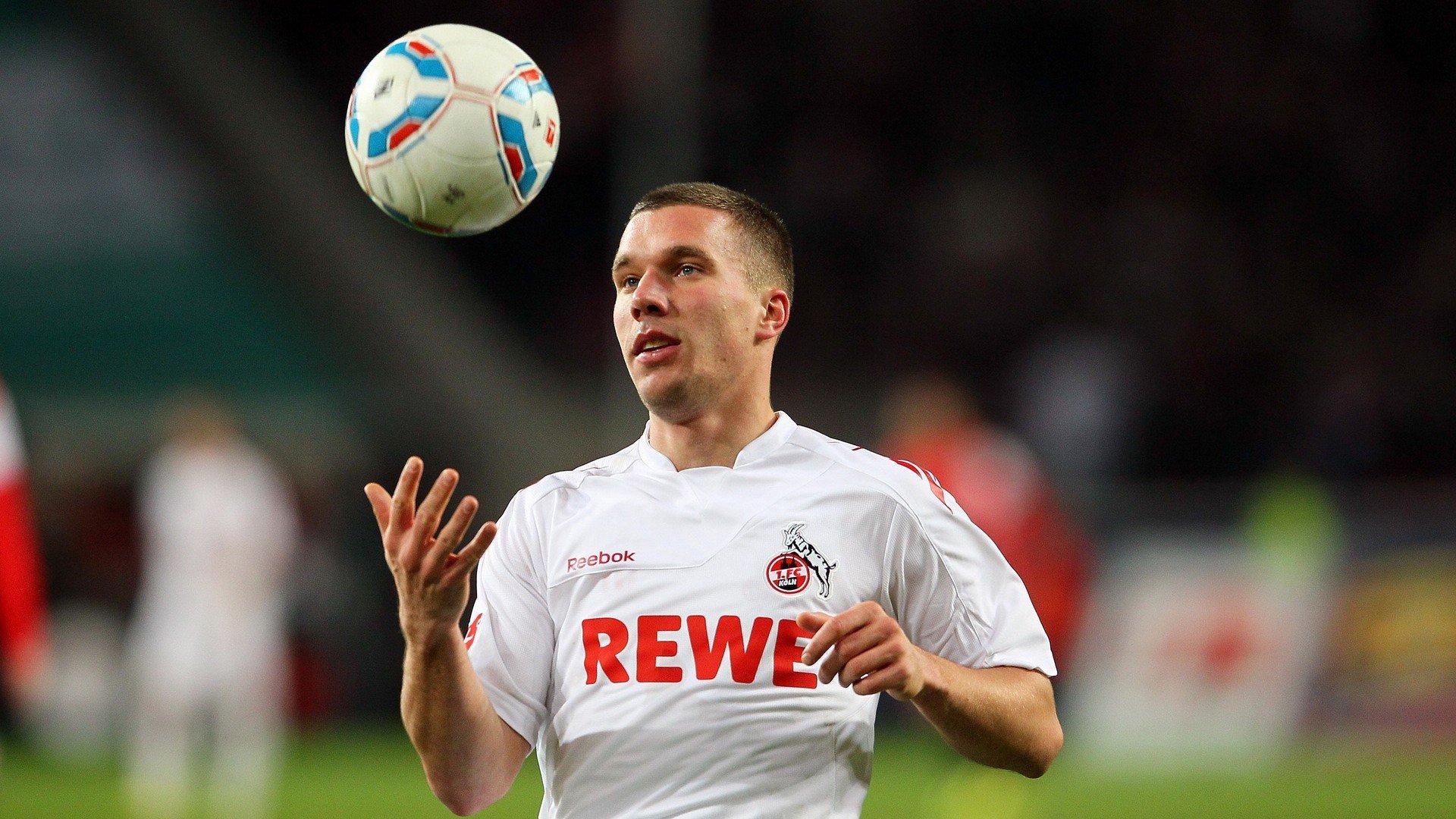 绝境中的逆袭，周冠宇率梅赛德斯车队上演惊天绝杀