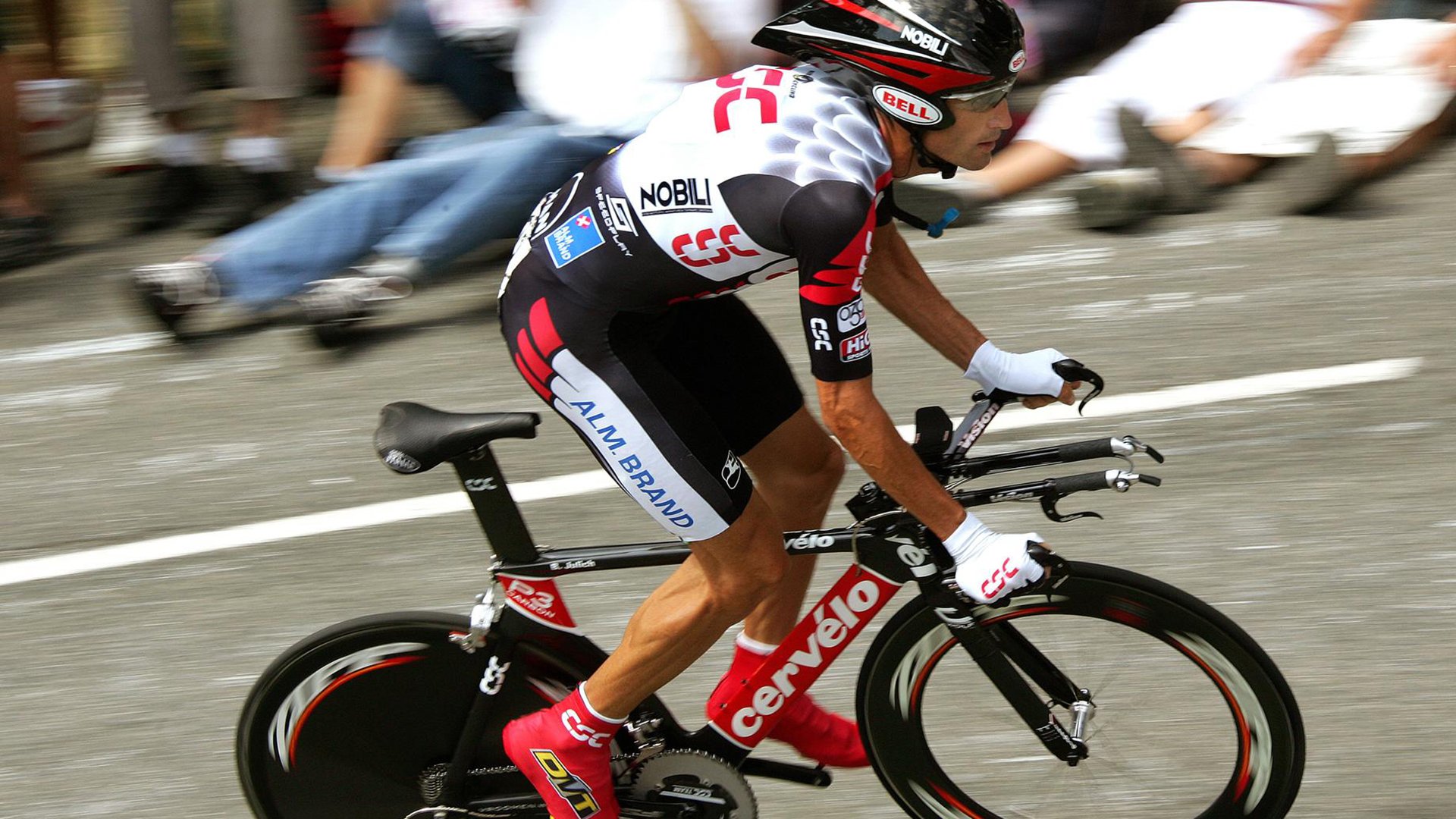 逆袭与突破，日本乒乓翻盘法国之夜，奥恰洛夫刷新不朽纪录